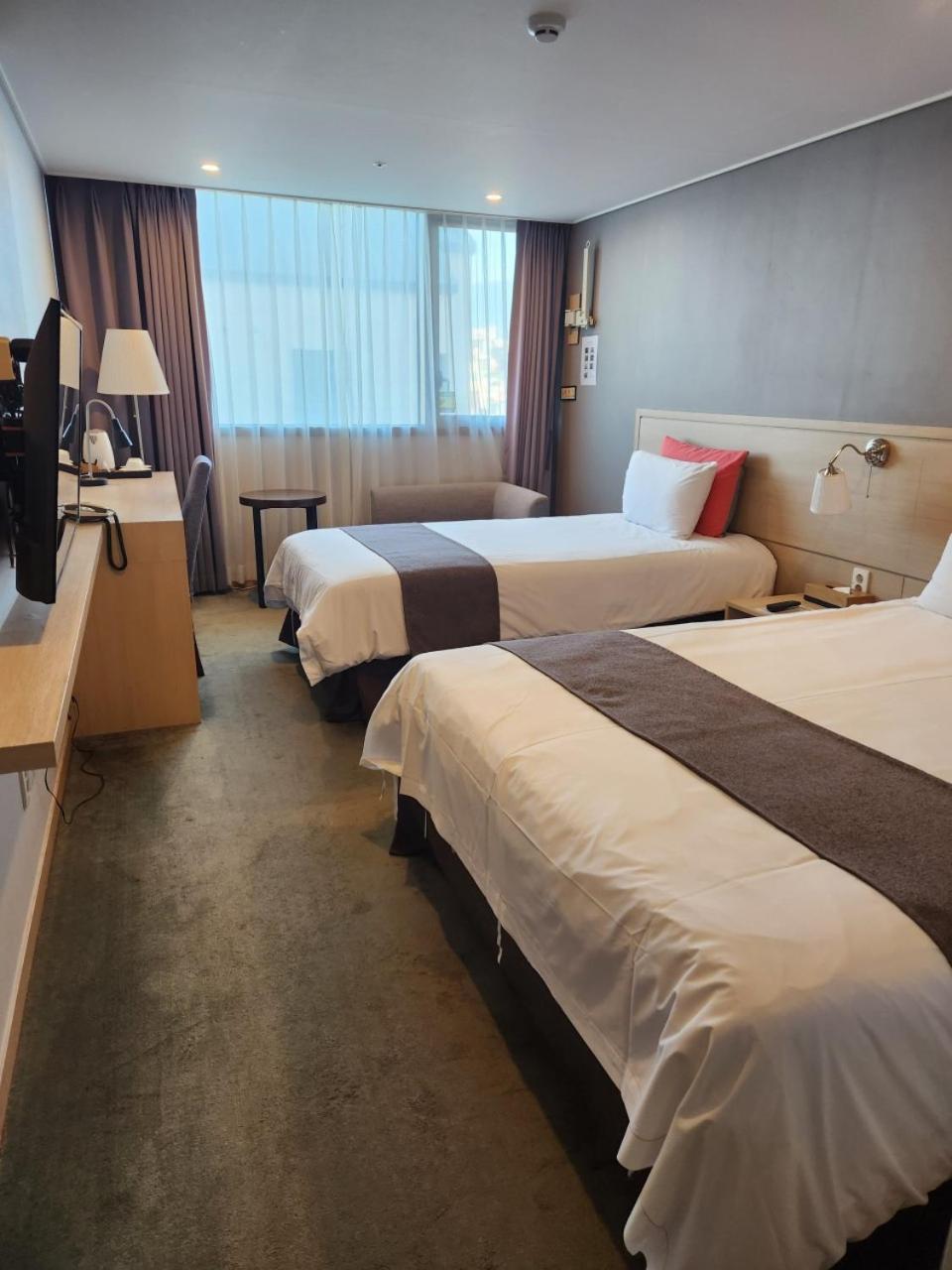 Hotel Shalom Jeju Exterior foto